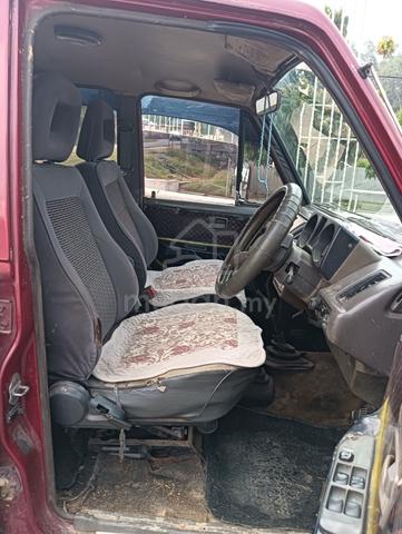 1995 Isuzu TROOPER 2.8 (M) - 5