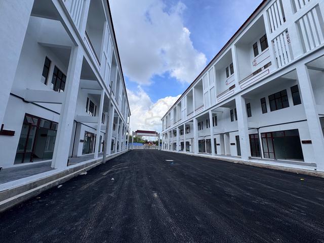 Chinatown Raja Uda New Shop Lot For Rent 1