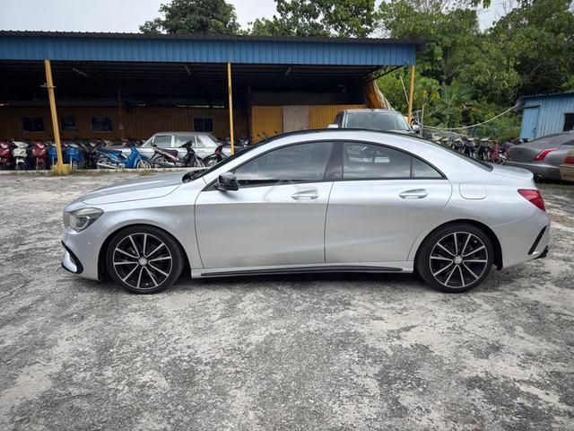 2016 Mercedes Benz CLA200 AMG Coupe Sports Sedan - 4
