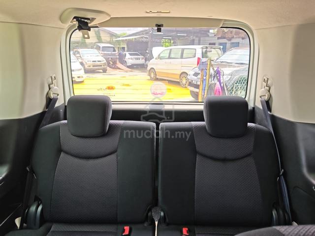 2013 Nissan SERENA FULL SPEC 2.0 (AUTO) - 5