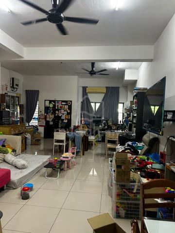 Double storey house bukit Hartamas batu 9 Cheras Selangor 1