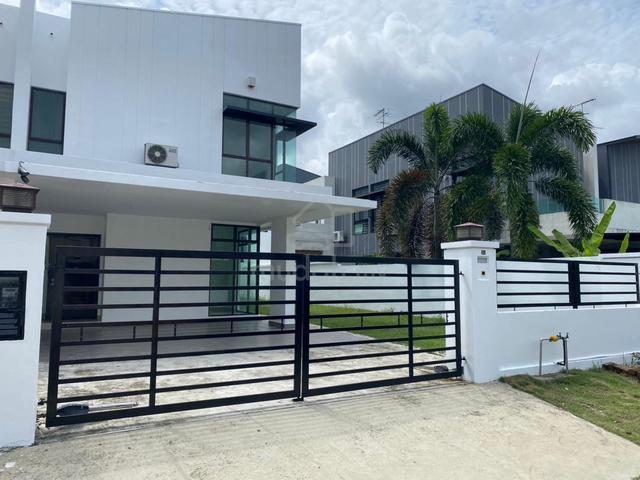 Taman Adda Height Maple Red 2 storey cluster house For Rent 1