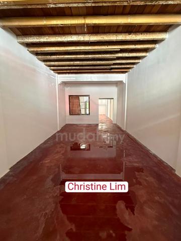 2 storey heritage shop at Kimberly street, Georgetown 1