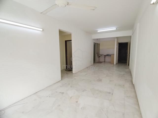 Casa Ria Apartment, Bandar Country Homes 1