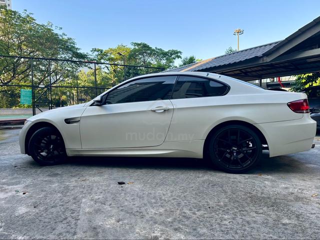 2008 BMW 323i (2.5) E92 Coupe (CBU) - 2