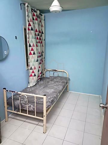 Bilik SINGLE/SHARING FLORA DAMANSARA FULLY FURNISH FREE wifi utilities 1