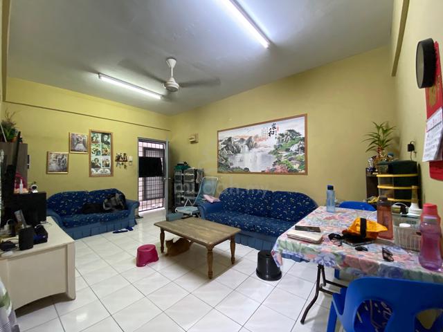 Regency Park Apartment 1