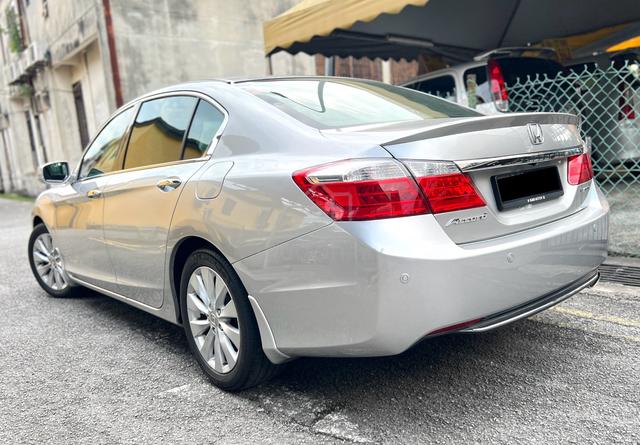 2014 Honda ACCORD 2.0 VTI-L FuSpec/Leather/F.Loan - 2