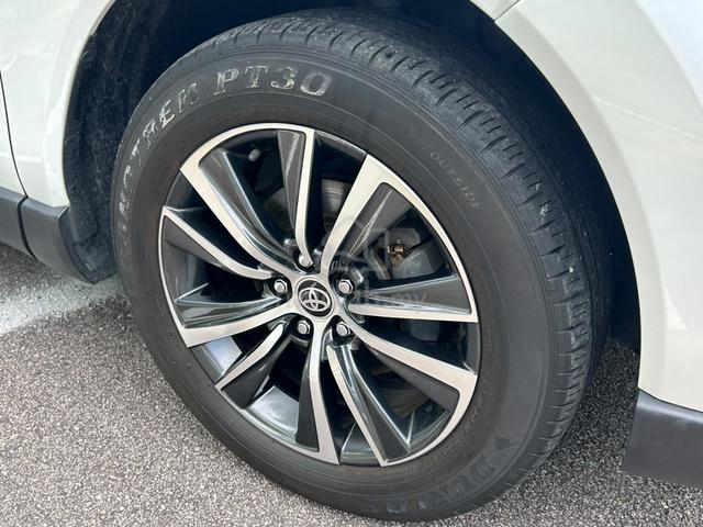 DIGITAL METER 2023 Toyota HARRIER G 37k KM - 4