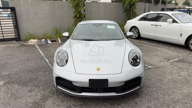 UNREG 2025 Porsche 911 3.0 CARRERA FACELIFT 992.2 - 3