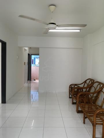 Sri Rakyat Apartment 1