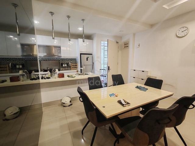KU Suites 1