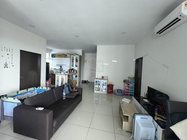 M Condominium @ Larkin 1