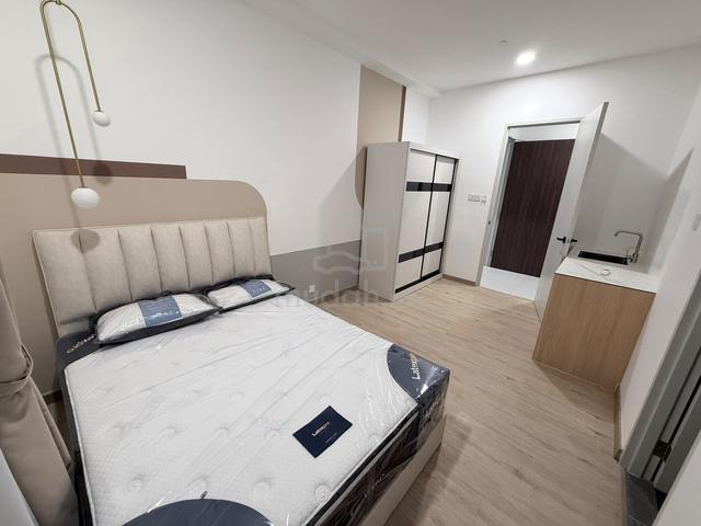 Renna Residence @ The NorthBank 1