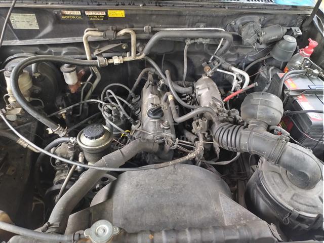 2004 Toyota UNSER 1.8 LGX (M) - 4