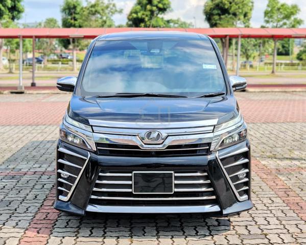 2018 Toyota VOXY 2.0 ZS KIRAMEKI II (A)✅Mthly 12xx - 3
