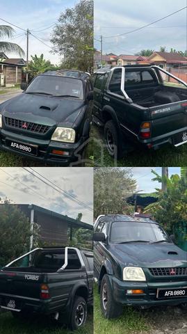 2004 Mitsubishi STORM 2.5 GLX (M) - 2