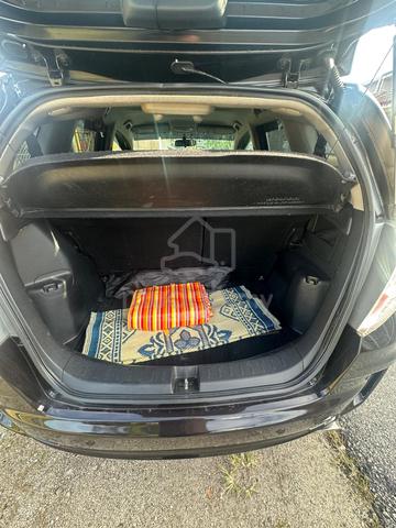 2013 Honda JAZZ 1.5 FACELIFT (A) - 5