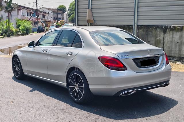2019 Mercedes Benz C200 1.5 AVANTGARDE (CKD) AMG - 3