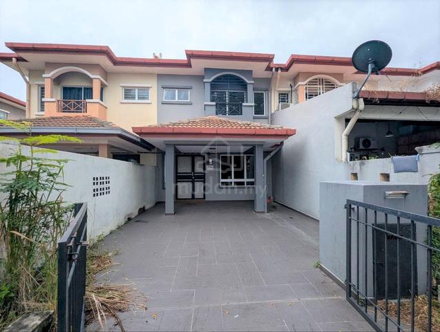 RENOVATED + EXTRA LAND - 2 Storey LEP 1 Taman Lestari Putra 1