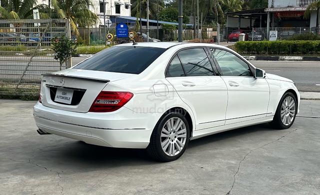 2013 Mercedes Benz C200 CGI (A) CKD W204 - 4