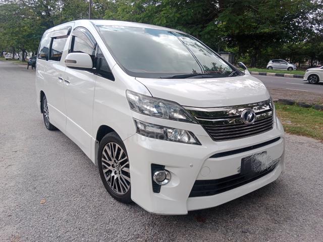 2013 Toyota VELLFIRE 2.4 Z GOLDEN EYES ANH20W - 1
