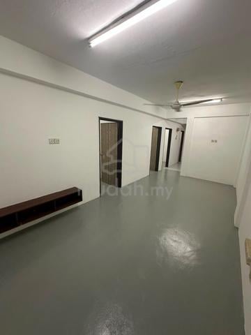 Flat Taman Bukit Segar 1