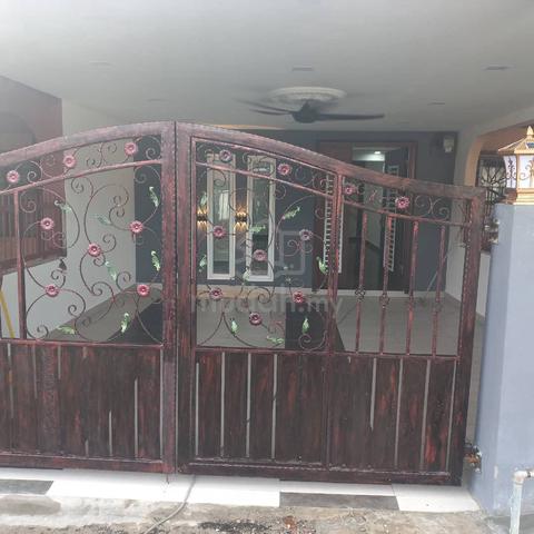 REFURBISHED Double Storey Taman Bukit Rawang Jaya, Rawang FOR SALE 1