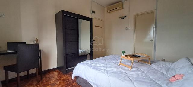 SPACIOUS MASTER BEDROOM @ VILLA ANGSANA – move in READY! 🔥 1