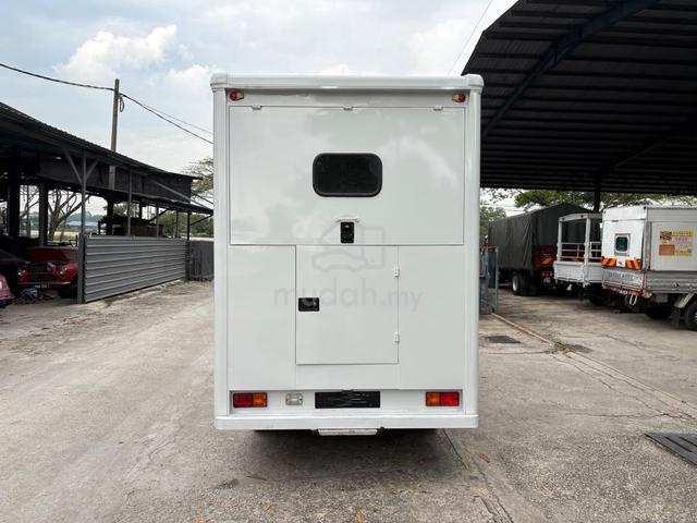 10 Kaki Daihatsu Gran Max S402RP Food Truck - photo 5 of 6