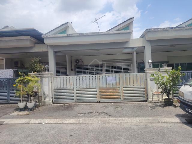 Single Storey Taman Lapangan Kiara 1