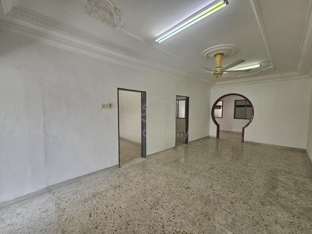 1 Storey Terrace House @ Tun Aminah, Renovated, Corner Lot, Full Loan 1