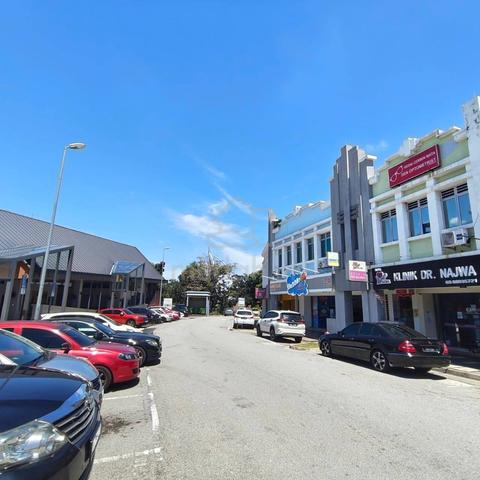 PRIME AREA❗️2 Storey Shoplot Precint 8 Putrajaya Freehold - TENANTED 1