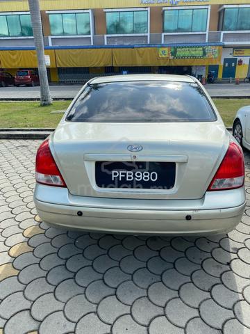 2001 Hyundai ELANTRA 1.8 (A) - 4