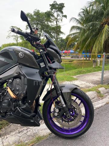Carousel Image