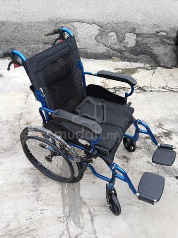 Kerusi Roda (Wheelchair) untuk dijual - photo 3 of 6