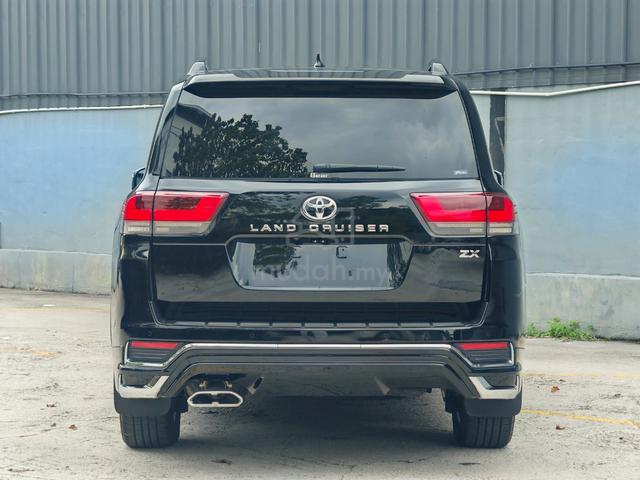 2023 Toyota LAND CRUISER 3.4 ZX (A) BLACK INTERIOR - 4