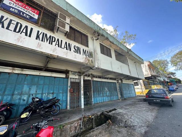 Kulai TAMAN CANTIK, JALAN Bakau 2 Double storey shop lot For Sales 1