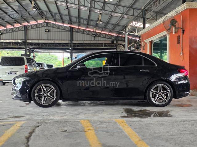 (Loan Kedai) 20/25 M/Benz A250 2.0 4MATIC AMG LINE - 4