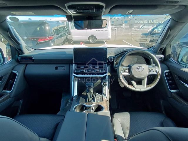 2024 Toyota LANDCRUISER 3.5 ZX [Ori miles] FULL SP - 5