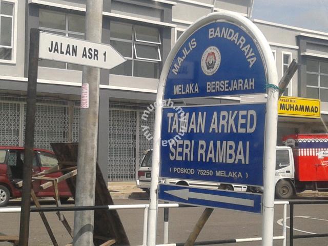 Lot Kedai di Taman Arked Seri Rambai, Bukit Rambai Melaka 1