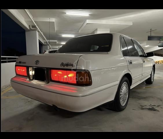 1995 Toyota CROWN 3.0 ROYAL SALOON (A) - 2