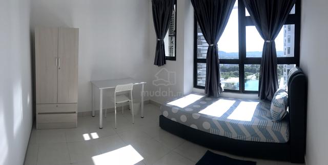 Pool view single room for rent at Tiara Imperio, Bangi, UKM 1