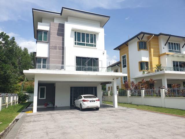 3 Storey Bungalow Golden pearl Taman Tanming Mutiara 3 Sg Long Kajang 1