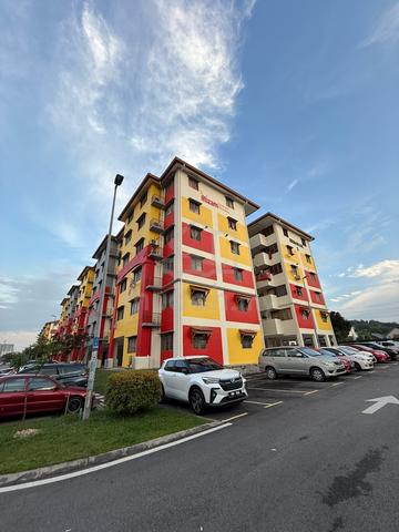 Pangsapuri Semarak @ Setia Alam 1