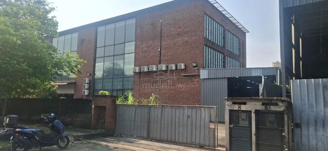 3 Storey Semi-Detached Factory Building 1