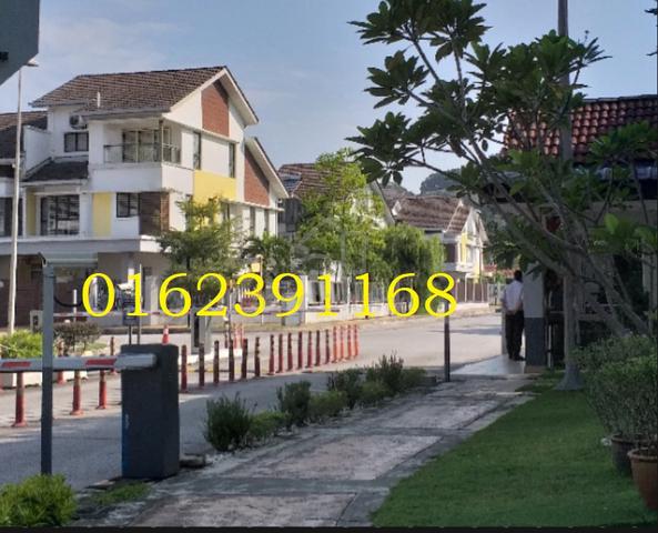 Sutera Damansara, 2 Storey 4R 4B 3CP,Walk to everywhere, Near MRT KTM 1