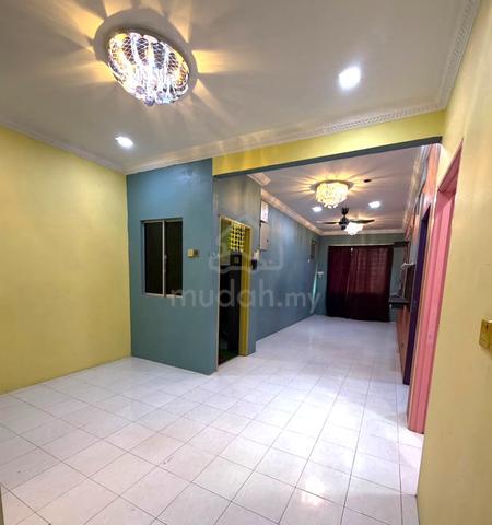 TownHouse Bandar Mahkota Cheras Seksyen 3 Near NSK P/Furnished Cheaper 1