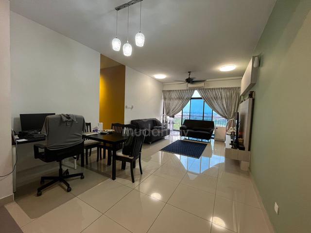 Seri Austin Residence Luxury Apartment 1