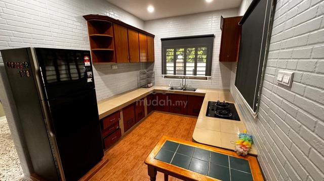 Single Storey Bunglaow lot in an Matured Neighhood area 4